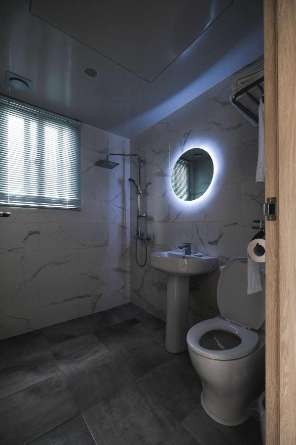 Hotel Seogwipean Seogwipo Extérieur photo